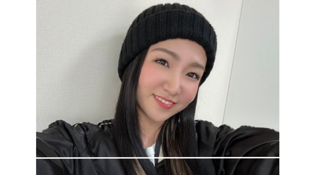 私服姿や髪を下した姿も超かわいい!
